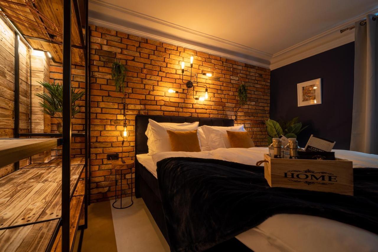 La Bodega - Designer Apartment An Der Alster Hamburgo Exterior foto